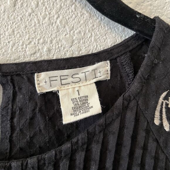 Torri Festi Mini Dress Size 1 Raglan Double Bell Sleeve Black Embroidered Boho - Picture 2 of 16